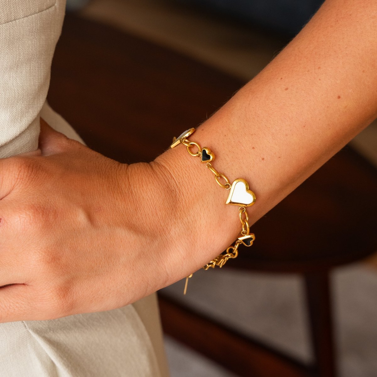 Pulseira Love Glow Monocromático Banhado em Ouro 18K - Murano Joias