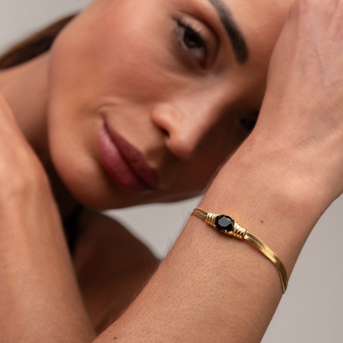 Pulseira Malha Pedra Ônix Banhado em Ouro 18K - Murano Joias