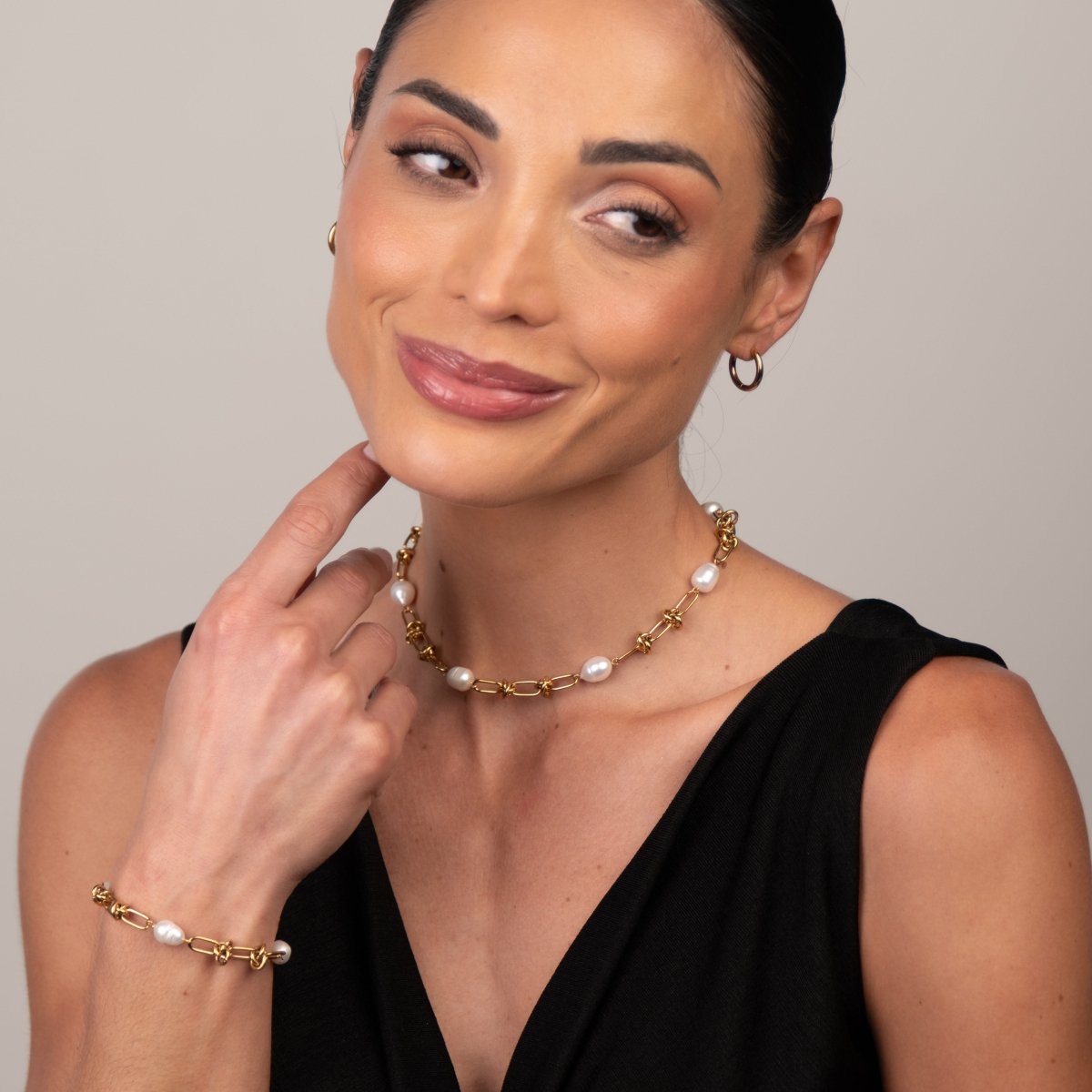 Pulseira Nó e Pérolas Banhado em Ouro 18k - Murano Joias