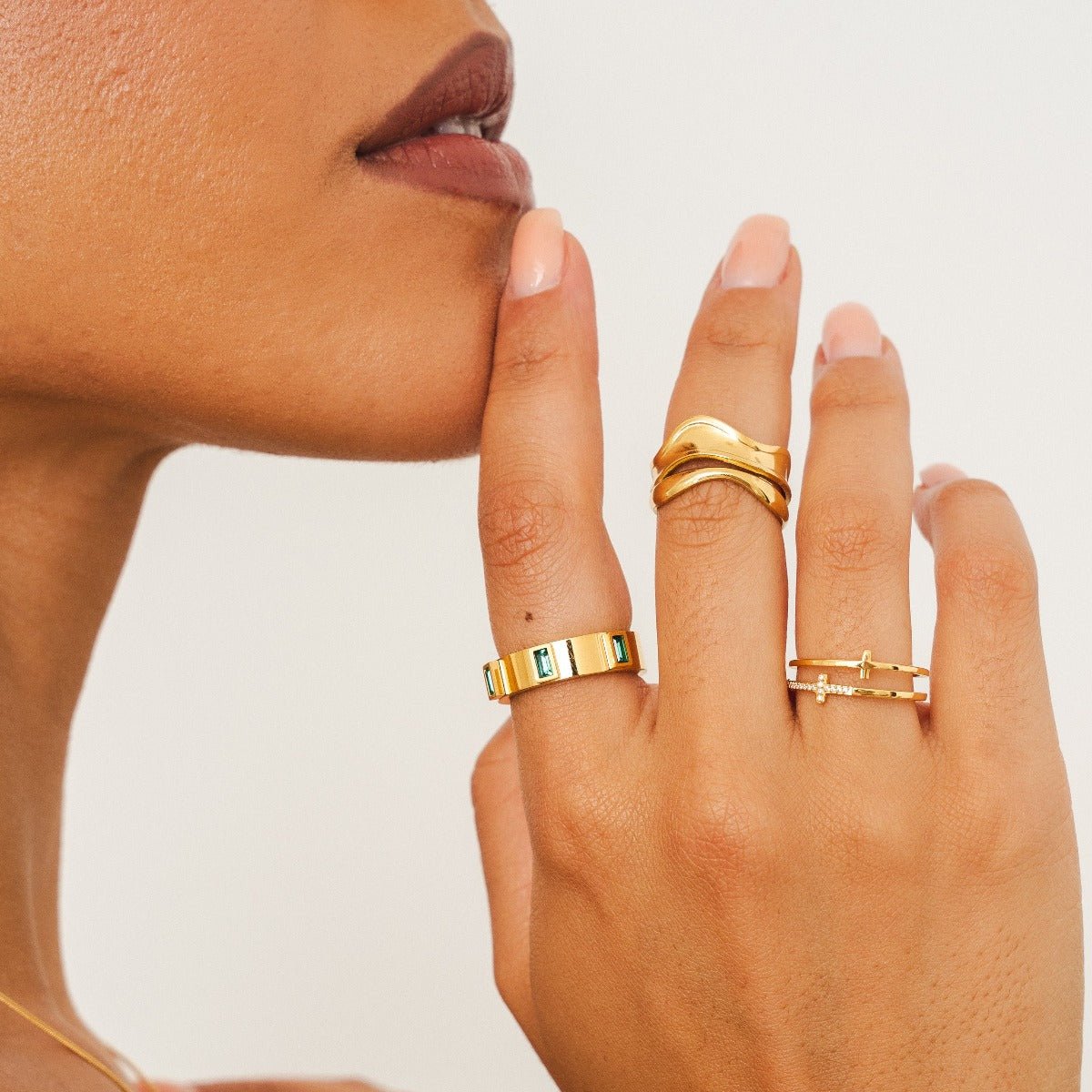 Anel Cruz Banhado em Ouro 18k - Murano Joias