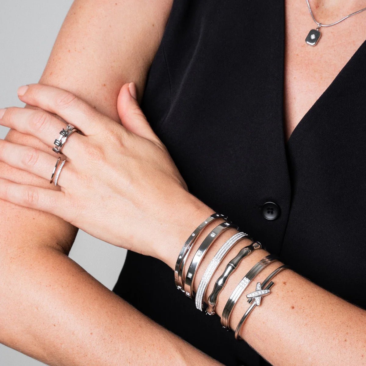 Bracelete Algarismo Romanos Entrelaçados Prata - Murano Joias