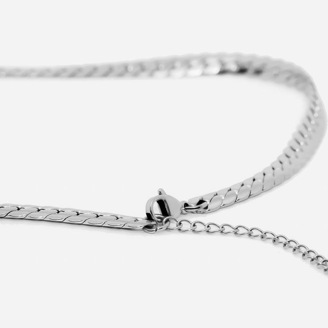 Colar Gargantilha Coração Minimalista Banhado em Ouro 18K - Prata - Murano Joias