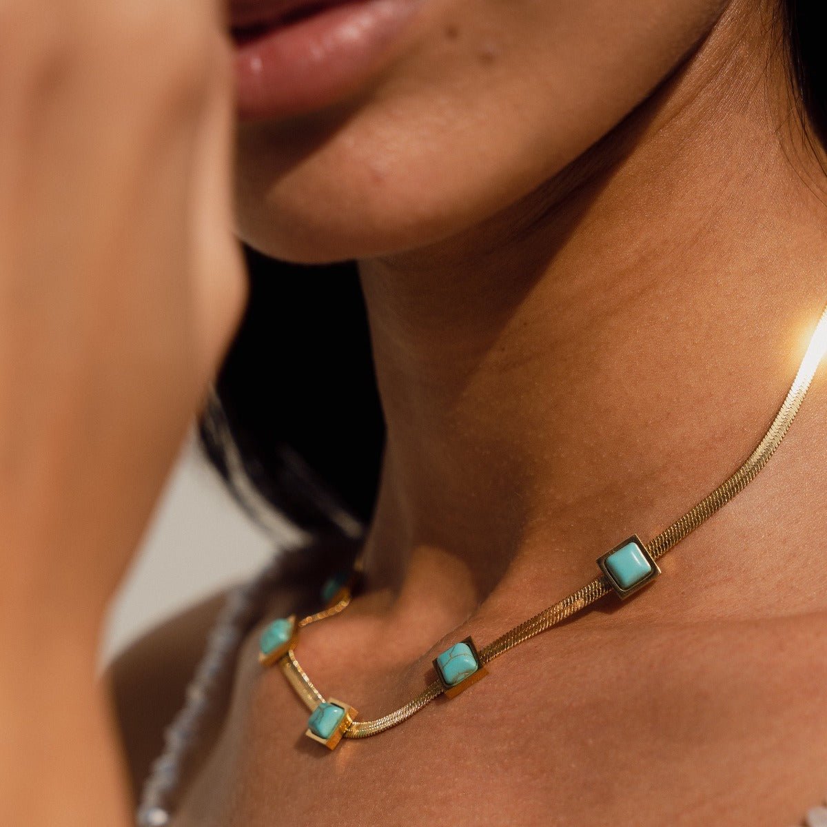 Colar Malha Pedra Aqua Banhado em Ouro 18K - Murano Joias