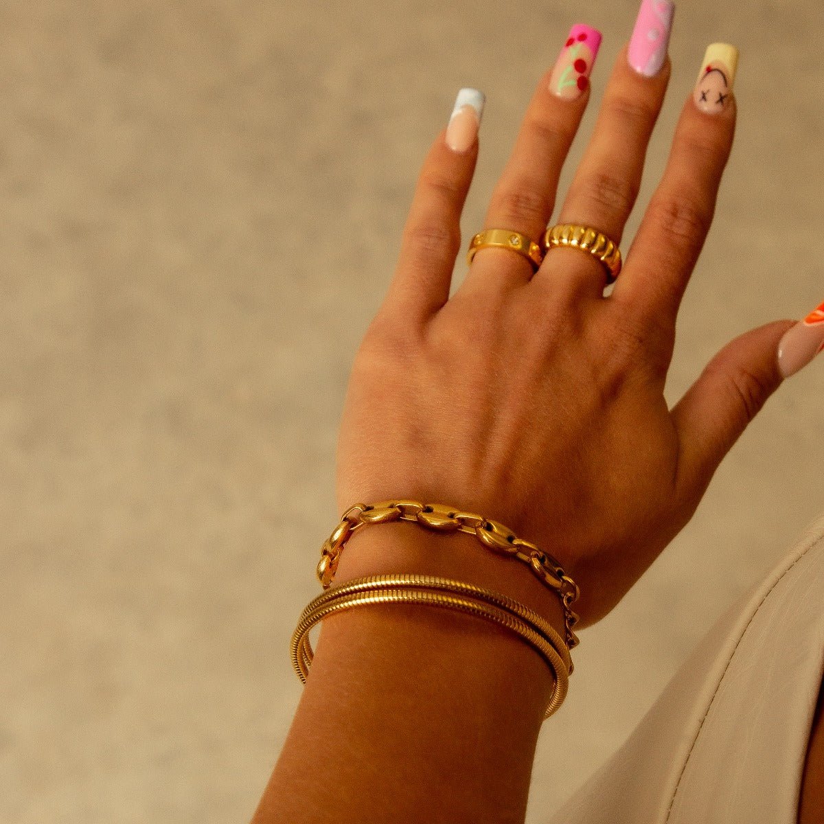 Pulseira Espiral Tríplice Banhada em Ouro 18K - Murano Joias