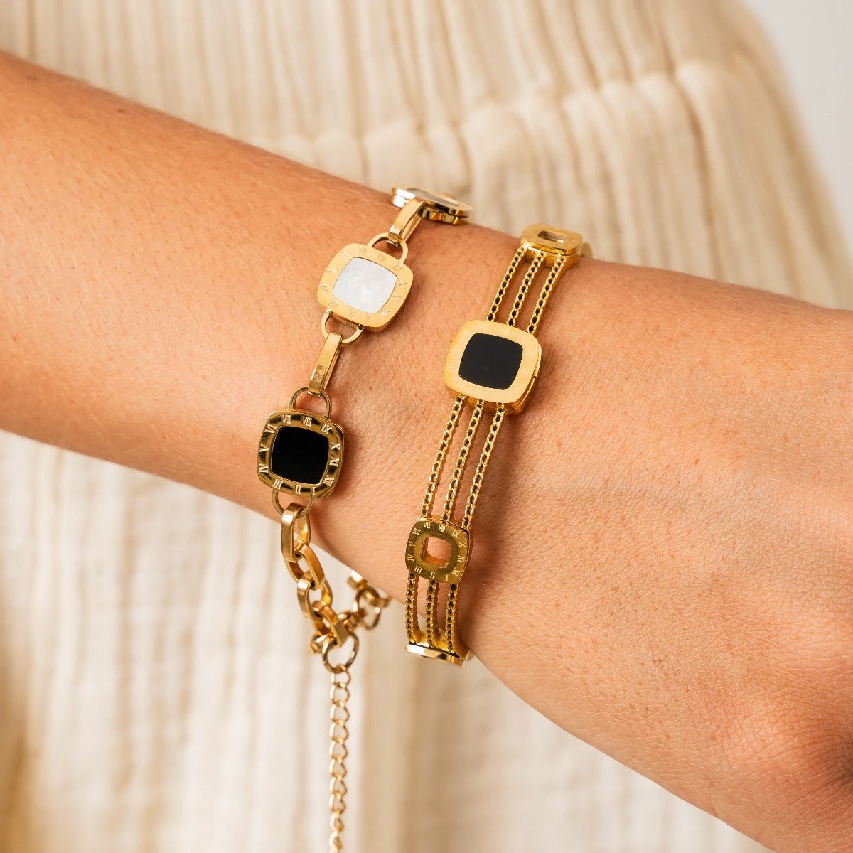 Pulseira Mono Quadrada Banhado em Ouro 18k - Murano Joias