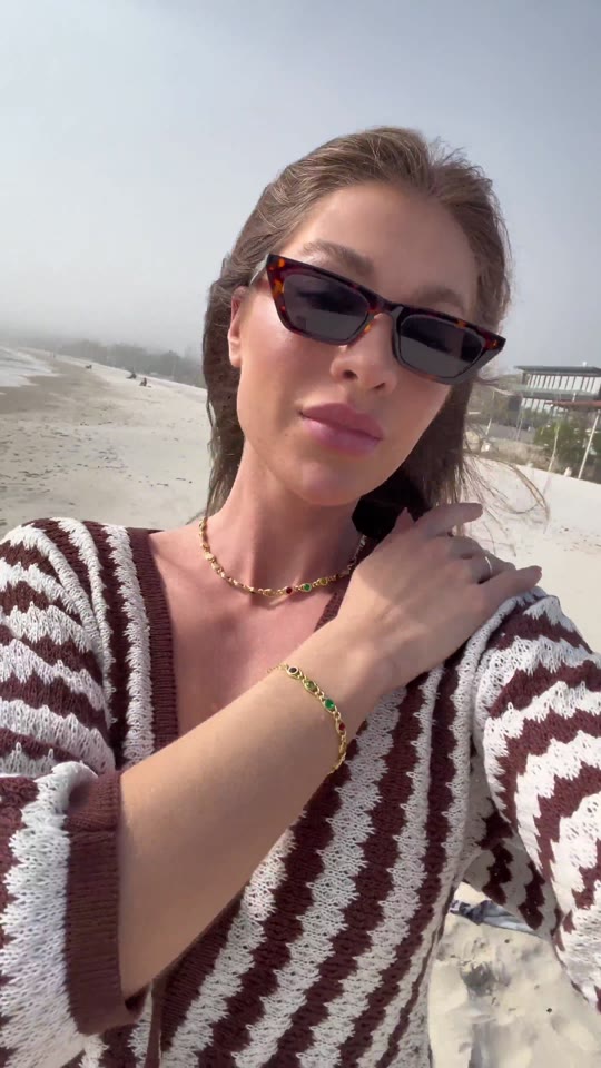 Joias Murano em um dia na praia